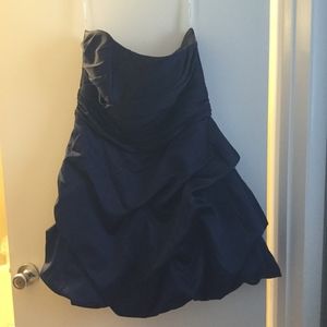 Short dark blue strapless dress